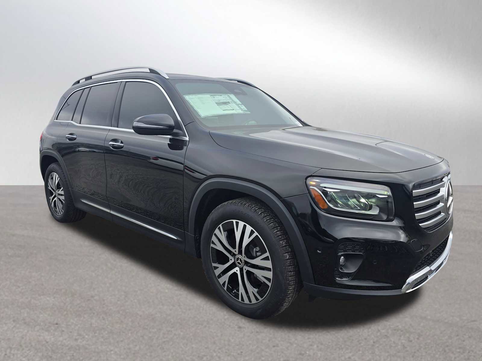 Used 2024 Mercedes-Benz GLB 250 image 7