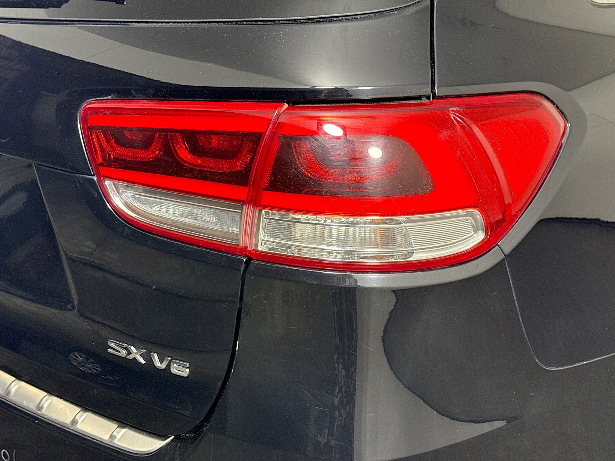 Used 2016 Kia Sorento SX image 34