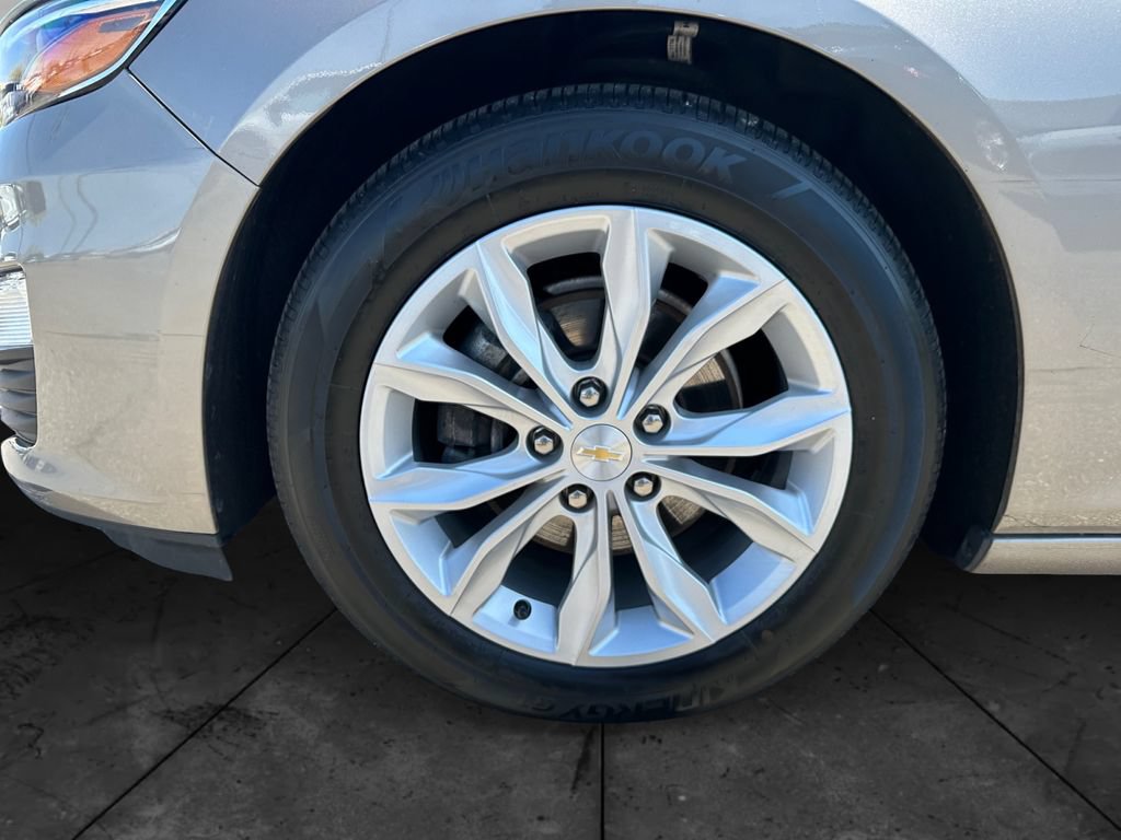 Used 2023 Chevrolet Malibu LT FWD image 14