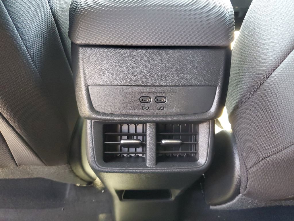 New 2026 Chevrolet Equinox LT image 12