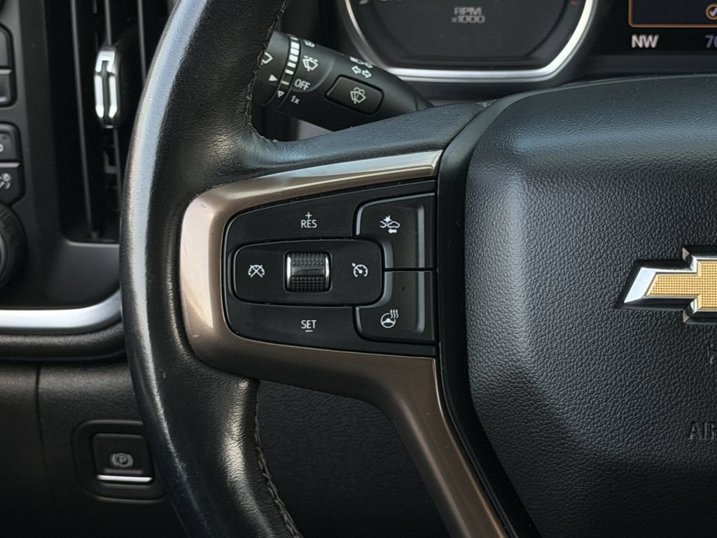 Used 2019 Chevrolet Silverado 1500 High Country w/ Technology Package AWD/4WD image 24