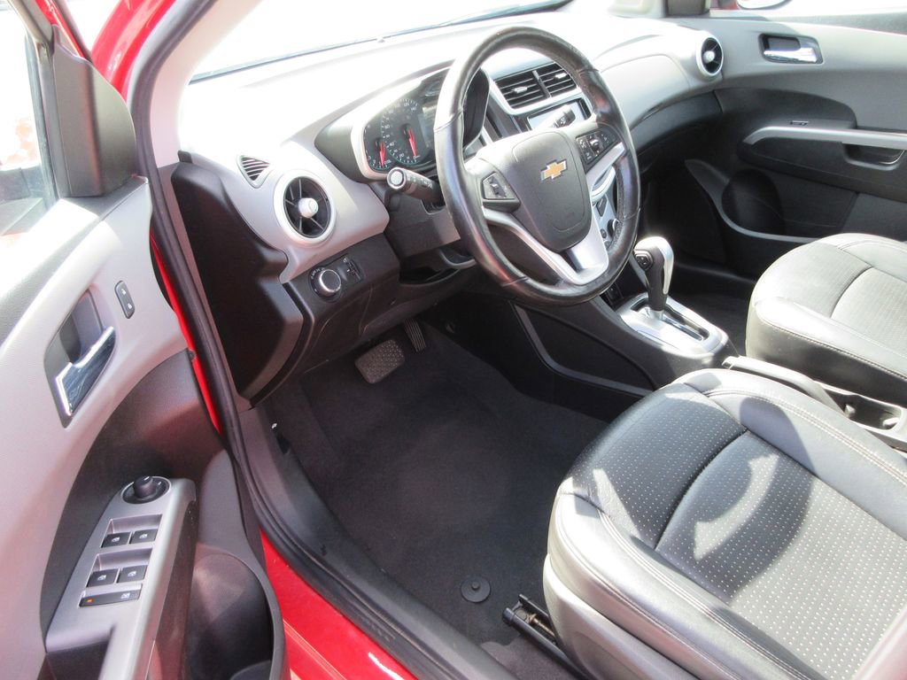Certified 2017 Chevrolet Sonic Premier image 13