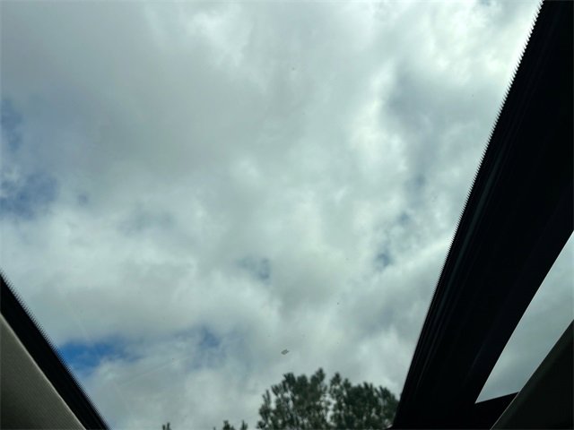 Used 2023 Nissan Pathfinder Platinum image 25