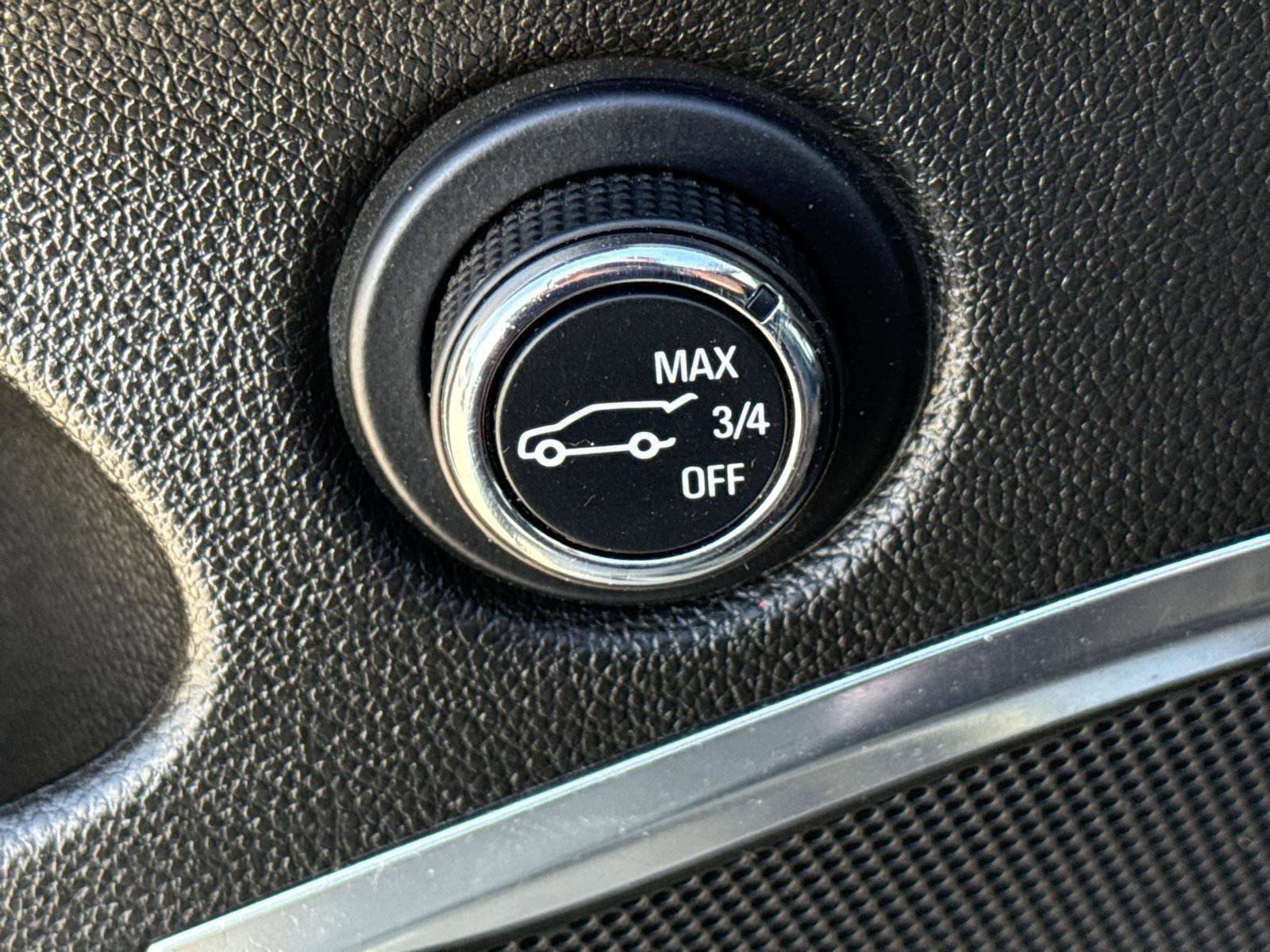 Used 2023 Buick Enclave Essence w/ Experience Buick Package image 16