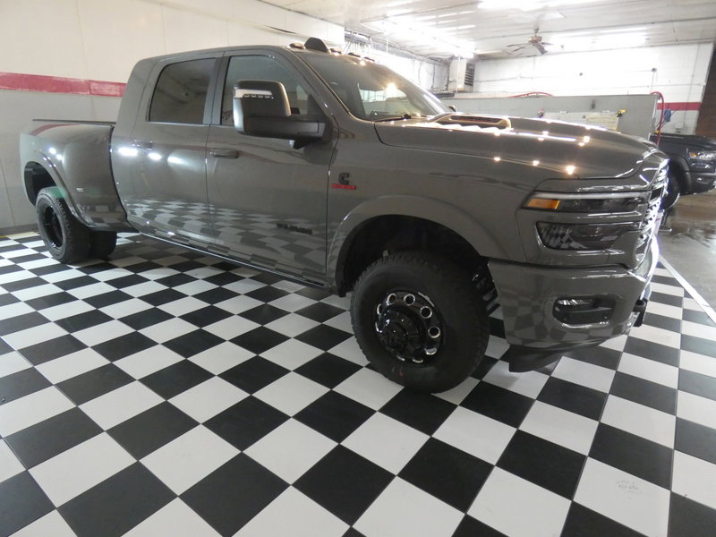 New 2026 RAM 3500 Limited AWD/4WD image 4