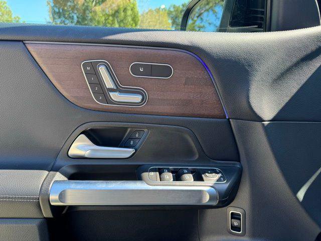 Certified 2023 Mercedes-Benz GLB 250 image 6