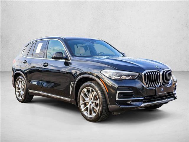 Used 2022 BMW X5 xDrive40i w/ Premium Package image 3