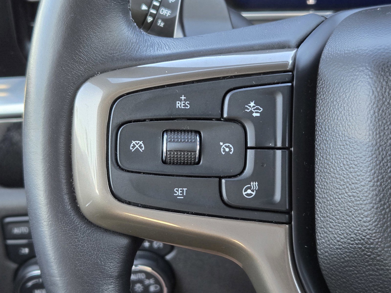 Certified 2023 Chevrolet Silverado 1500 High Country w/ Z71 Off-Road Package image 26