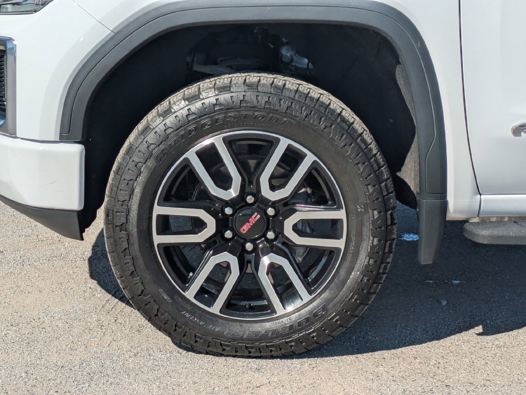 Used 2021 GMC Sierra 1500 AT4 w/ AT4 Premium Package AWD/4WD image 11