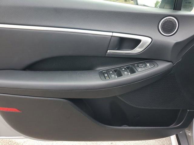 Certified 2023 Hyundai Sonata SEL w/ Convenience Package image 21