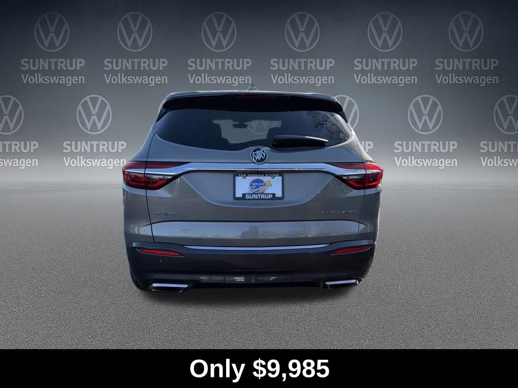 Used 2018 Buick Enclave Essence w/ Trailering Package image 4