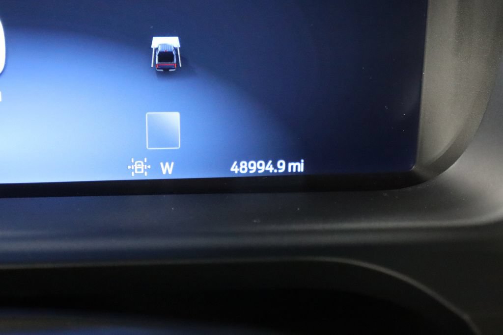Used 2023 Ford F150 Lightning Platinum AWD/4WD image 37