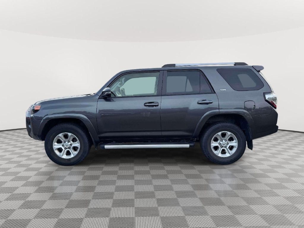Used 2023 Toyota 4Runner SR5 Premium w/ Moonroof Package AWD/4WD image 4