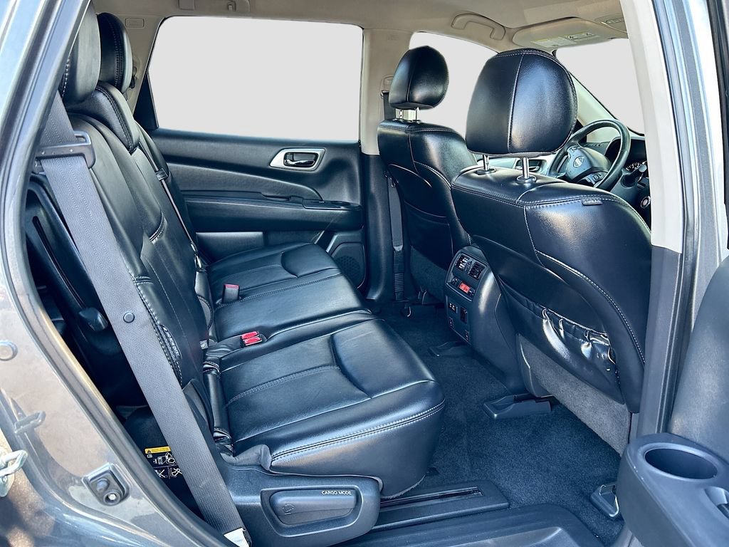 Used 2019 Nissan Pathfinder FWD image 28