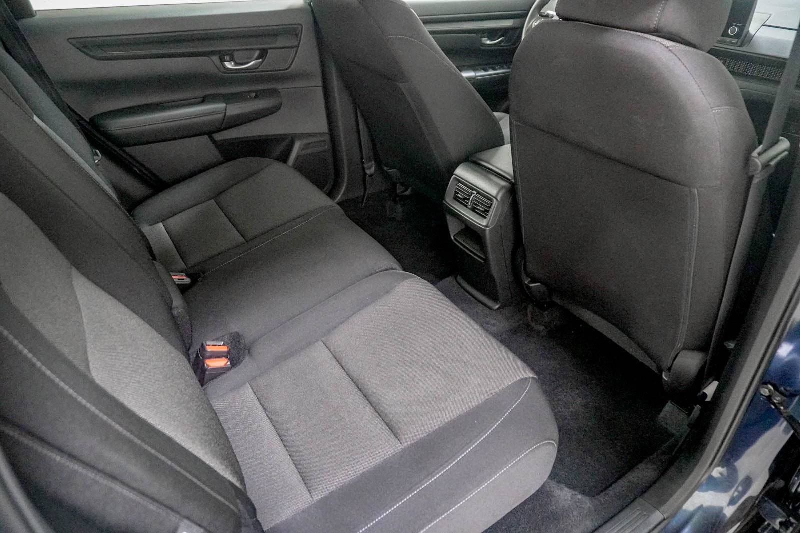 Used 2023 Honda CR-V LX image 32