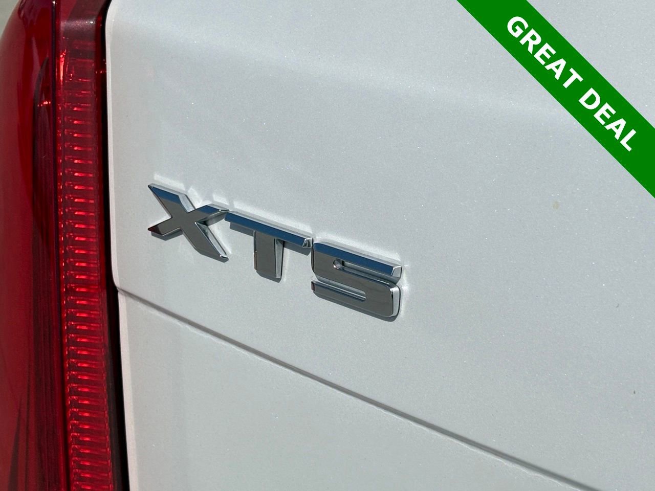 Used 2016 Cadillac XTS Premium image 10