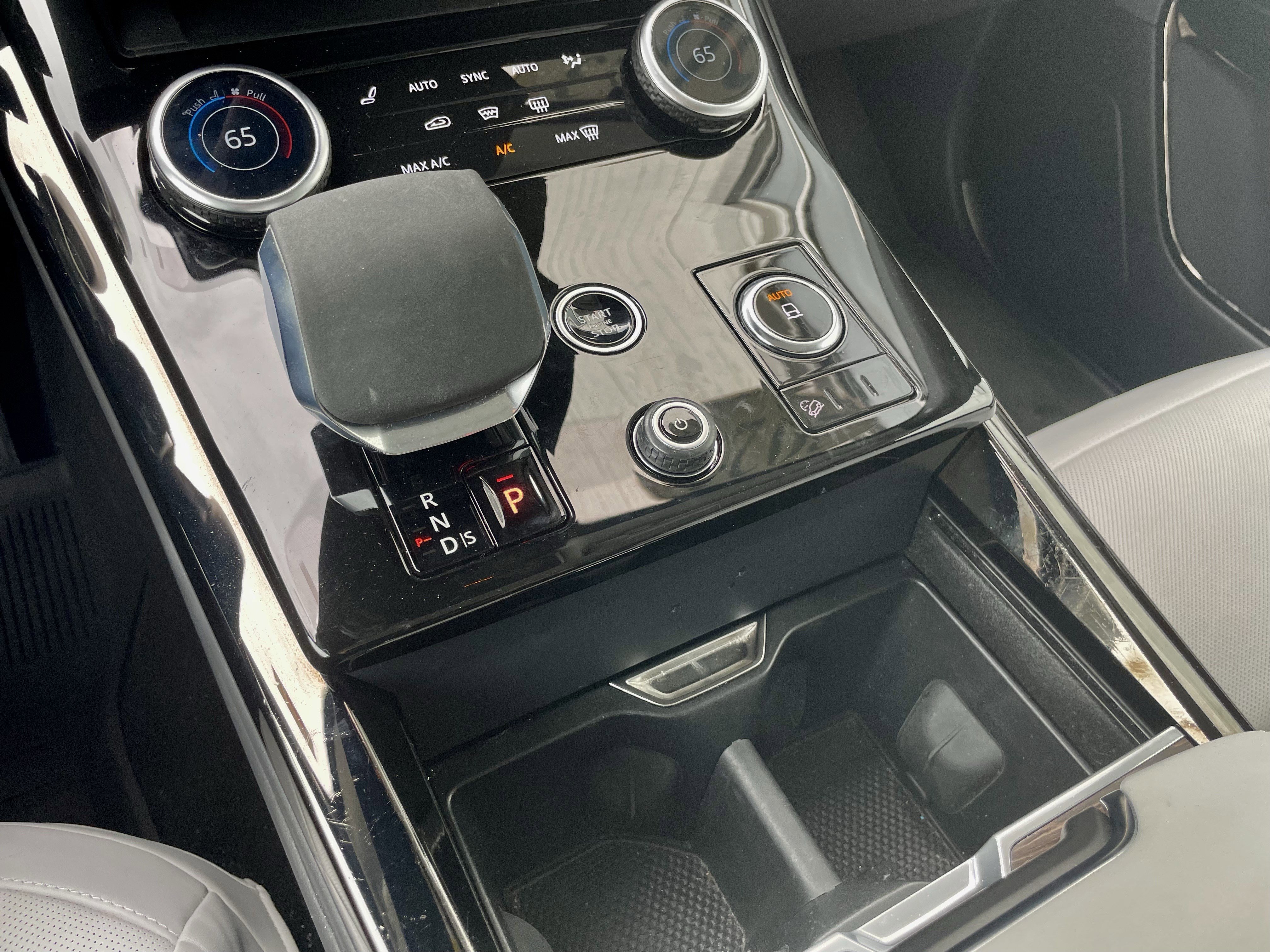 Used 2023 Land Rover Range Rover Sport SE AWD/4WD image 20