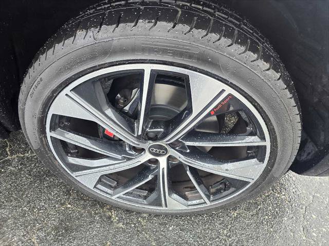 Used 2023 Audi SQ5 Premium Plus w/ Premium Plus Package AWD/4WD image 9