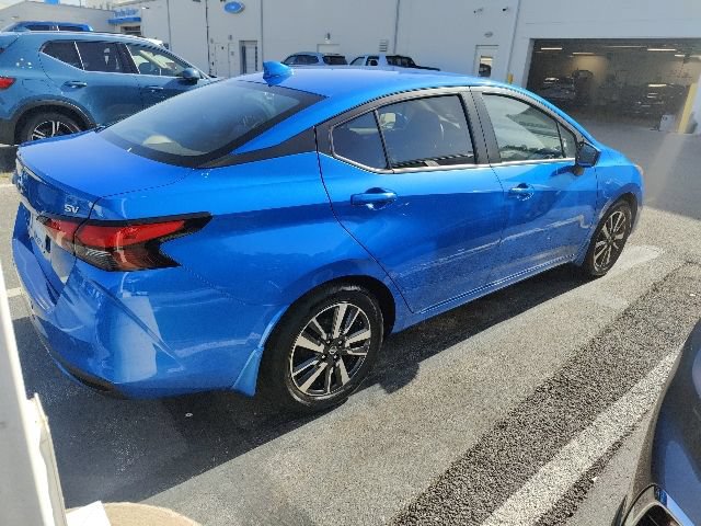 Used 2022 Nissan Versa SV FWD image 13