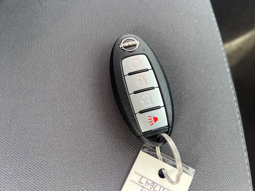 Certified 2024 Nissan Titan SV w/ SV Convenience Package image 25