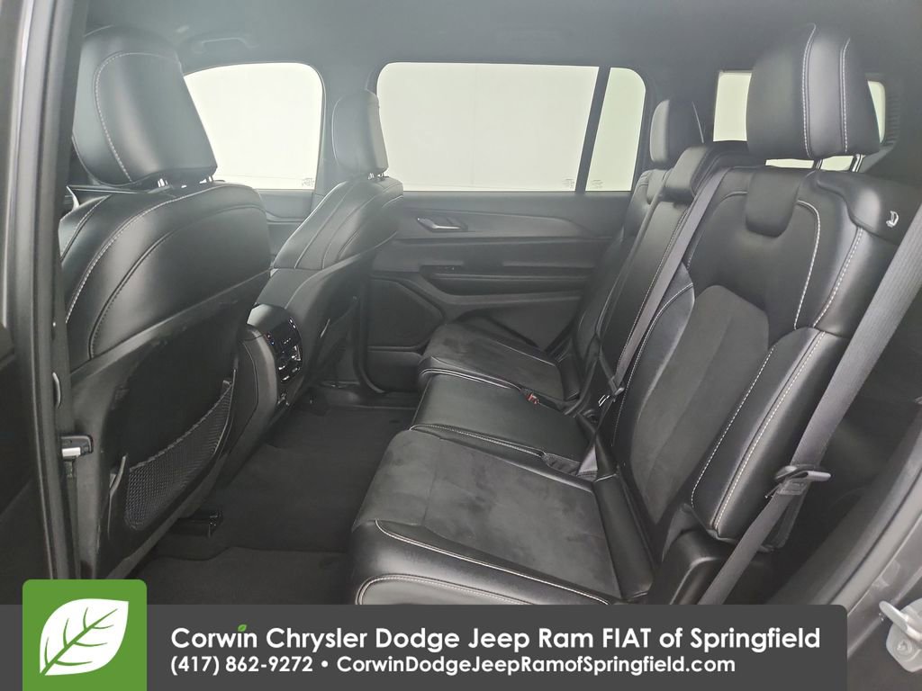 Certified 2024 Jeep Grand Cherokee L Laredo image 14