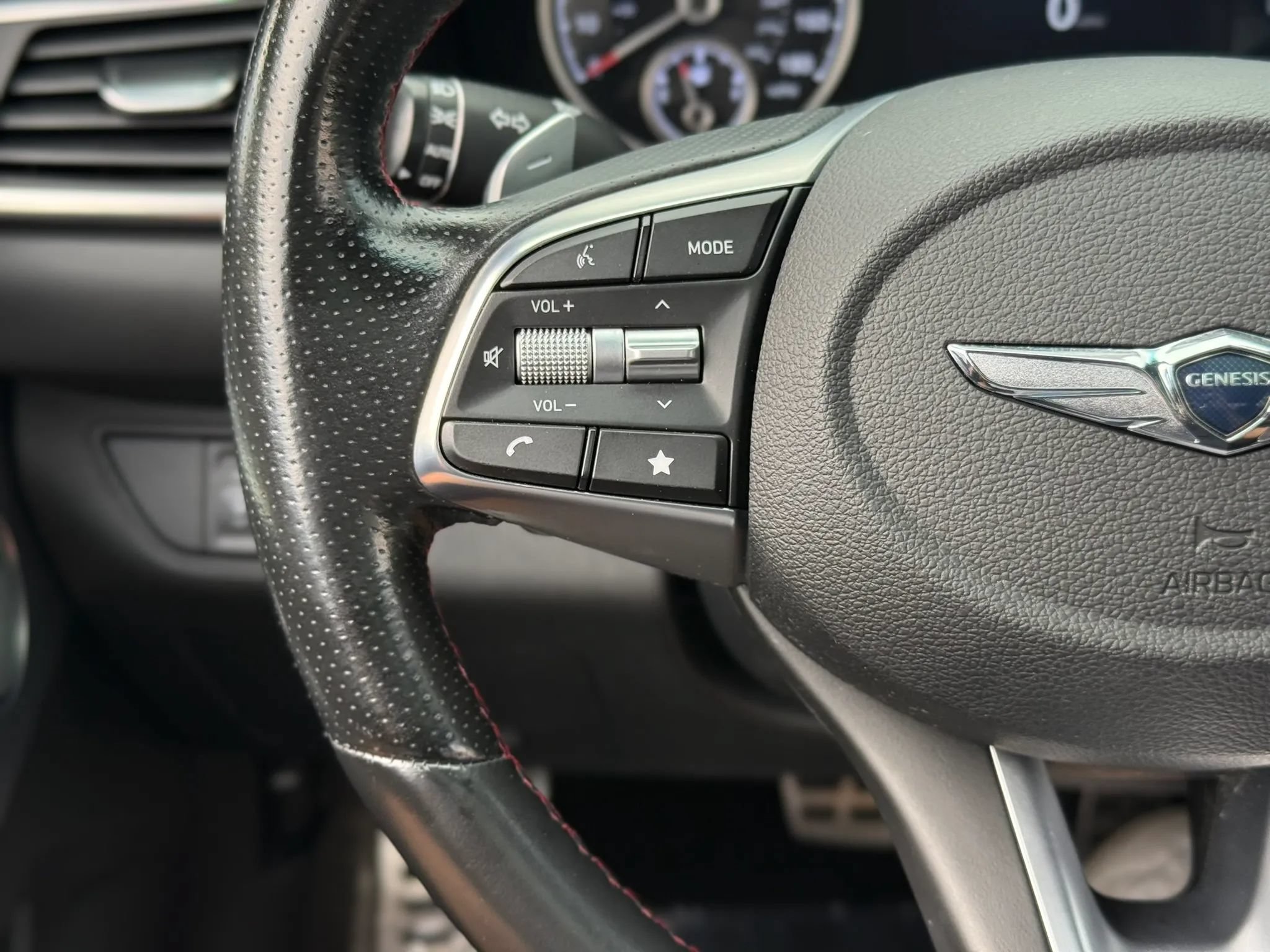 Used 2022 Genesis G70 3.3T w/ Sport Advanced Package RWD image 18