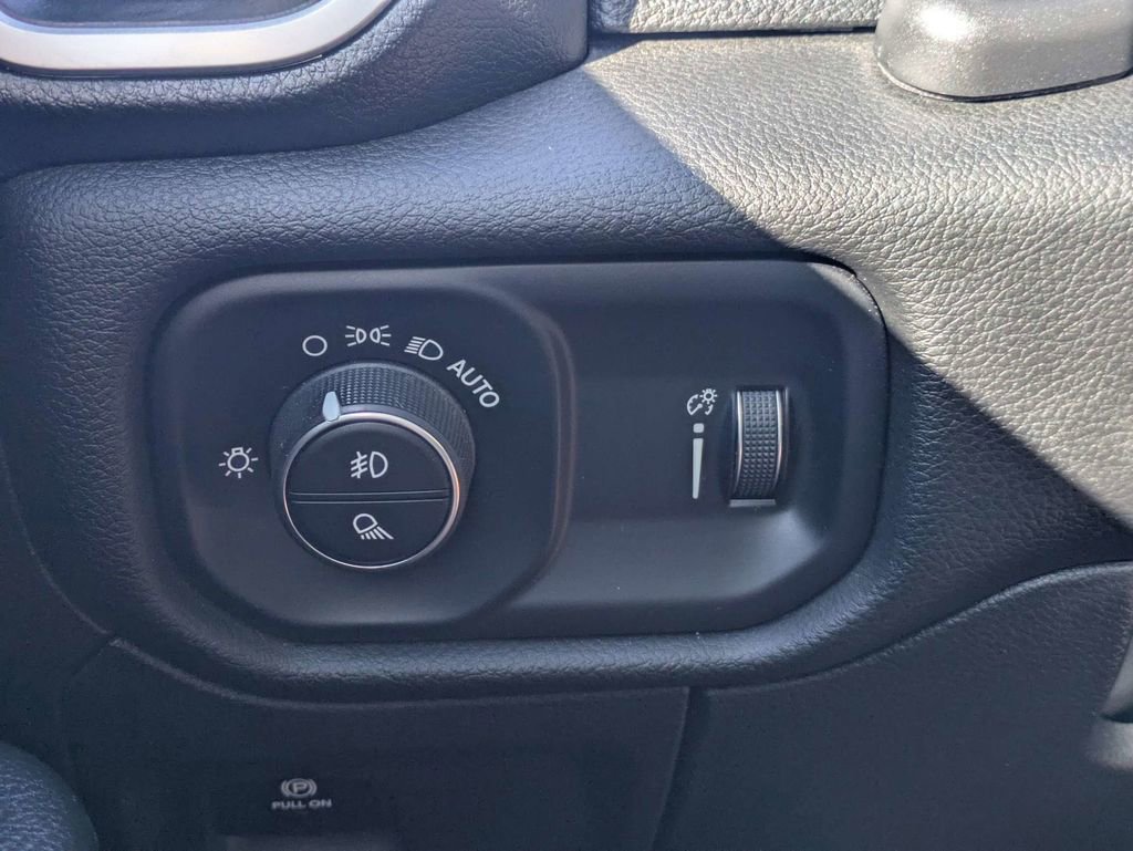 Used 2023 RAM 1500 Big Horn AWD/4WD image 26