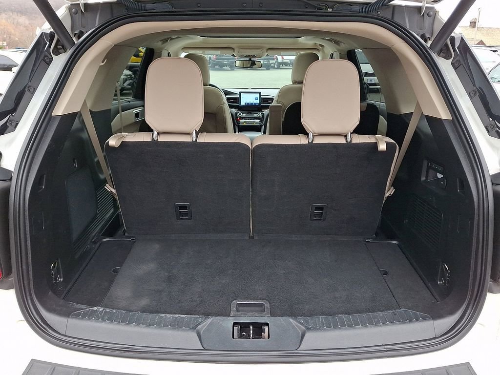 Used 2021 Ford Explorer Limited w/ Equipment Group 301A image 29