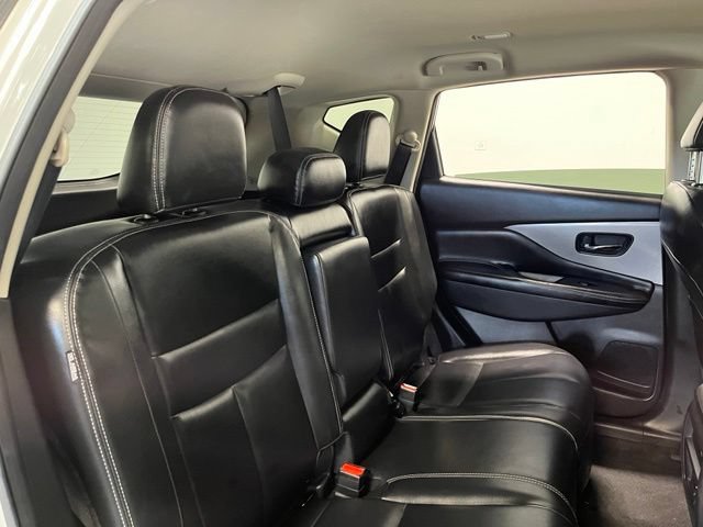 Used 2023 Nissan Murano SV AWD/4WD image 14