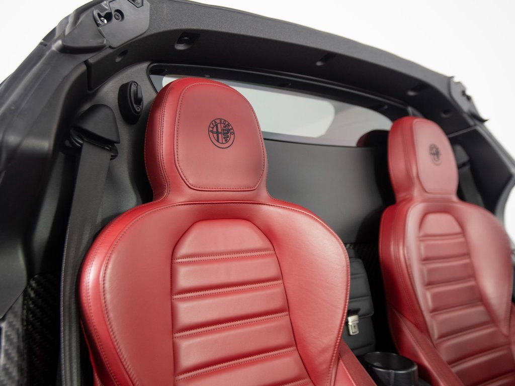 Used 2016 Alfa Romeo 4C Spider image 31