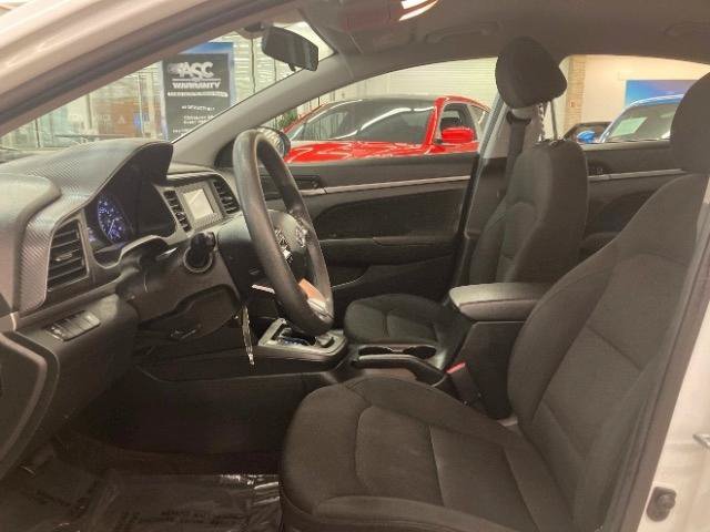 Used 2019 Hyundai Elantra SE w/ Cargo Package FWD image 9