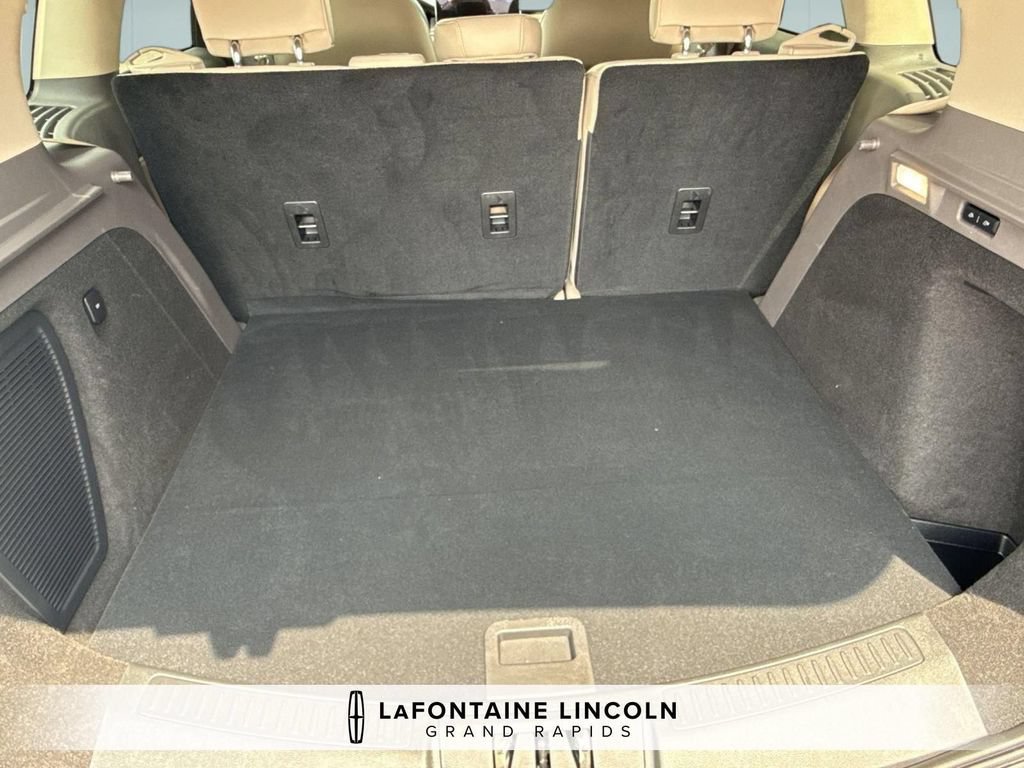 Certified 2023 Lincoln Corsair FWD w/ Equipment Group 101A image 28