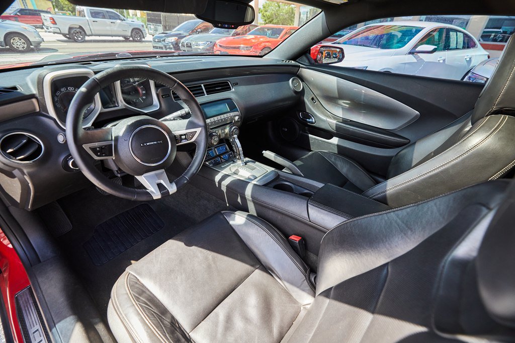 Used 2011 Chevrolet Camaro SS w/ RS Package RWD image 10