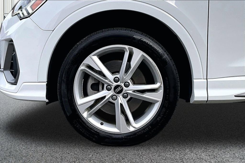 Used 2021 Audi Q3 2.0T Premium Plus w/ Premium Plus Package AWD/4WD image 33