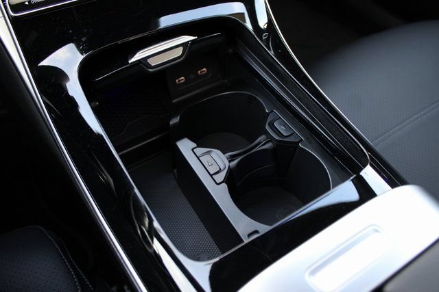 New 2025 Mercedes-Benz C 300 4MATIC Sedan image 24