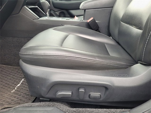 Used 2015 Subaru Outback 3.6R Limited image 21