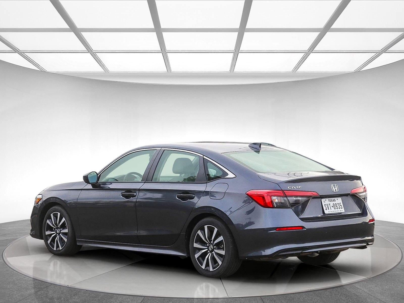 Used 2023 Honda Civic EX image 2