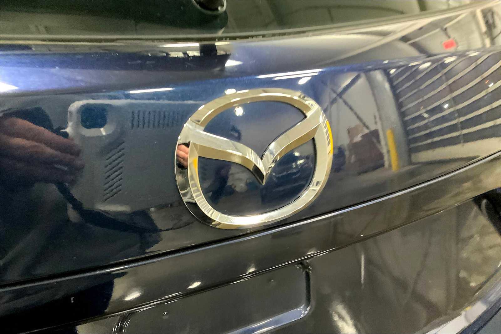 Used 2015 MAZDA MAZDA3 i Touring image 29