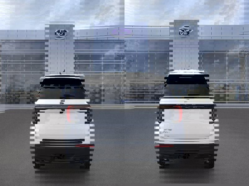 New 2026 Ford Explorer Active image 5