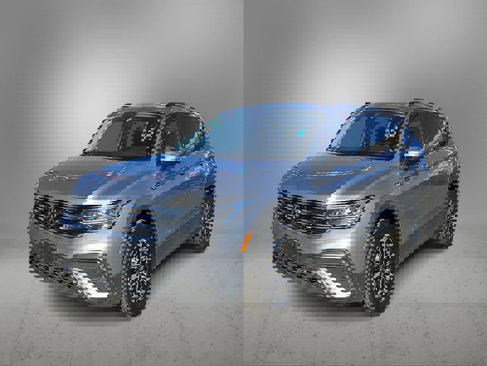 Used 2024 Volkswagen Tiguan S image 5