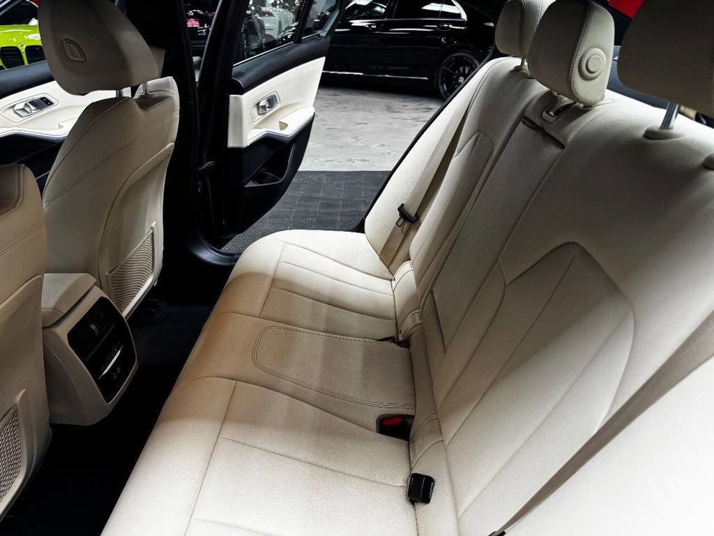 Used 2021 BMW 330i Sedan w/ Premium Package image 43