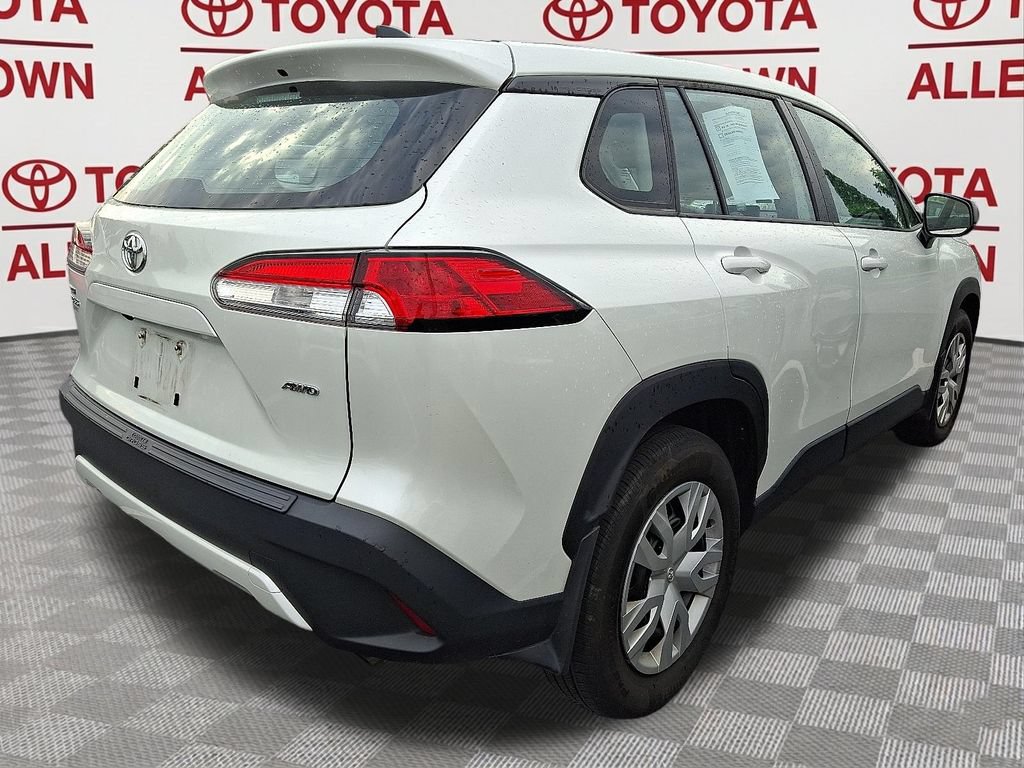 Used 2023 Toyota Corolla Cross L AWD/4WD image 8