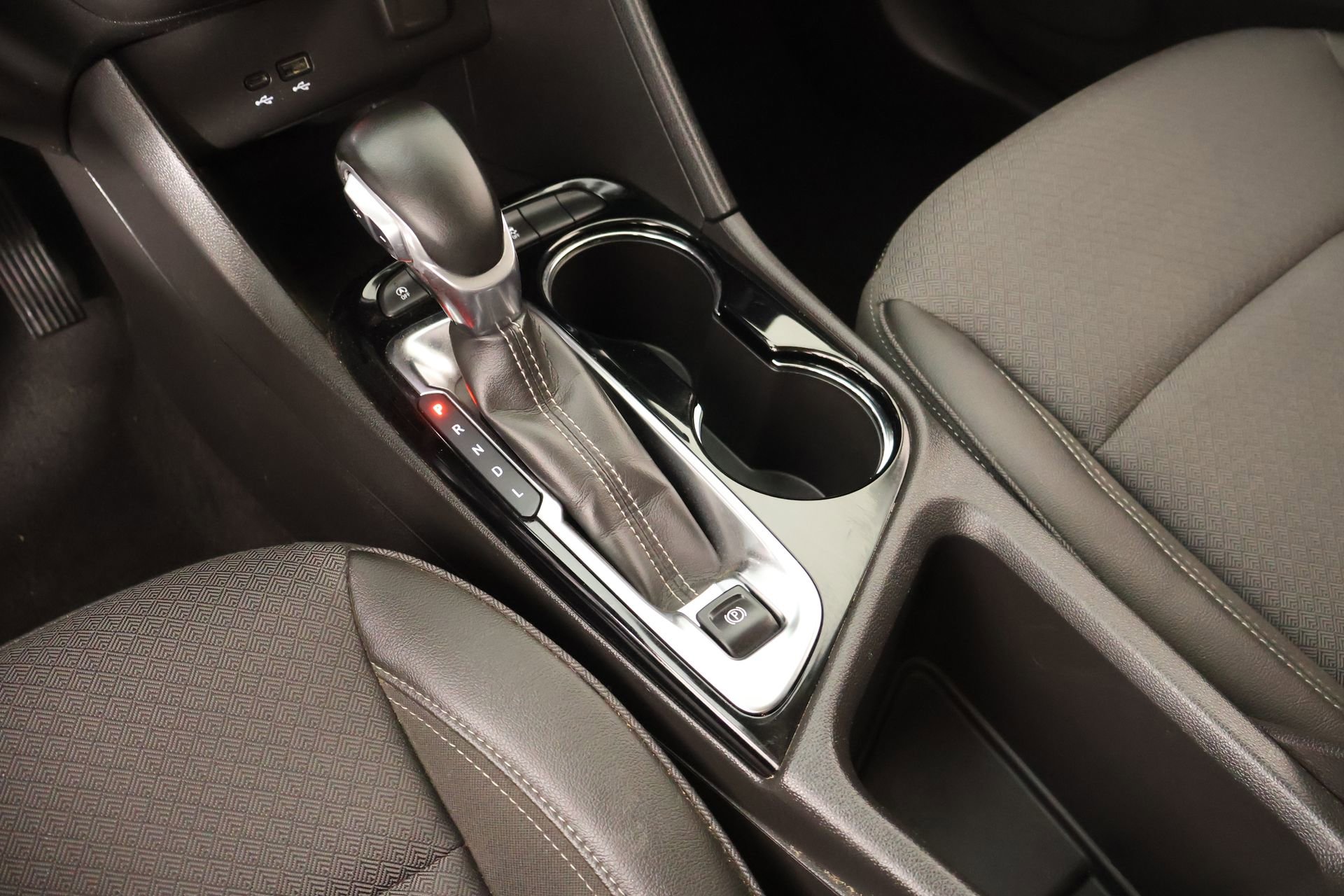 Used 2024 Buick Encore GX Preferred image 7