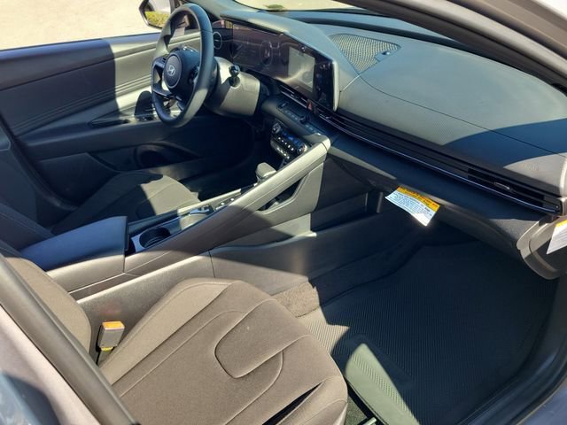 Certified 2026 Hyundai Elantra Sport w/ Cargo Package FWD image 21