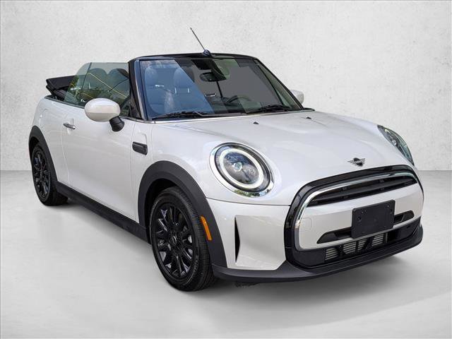 Used 2024 MINI Cooper Cooper image 3