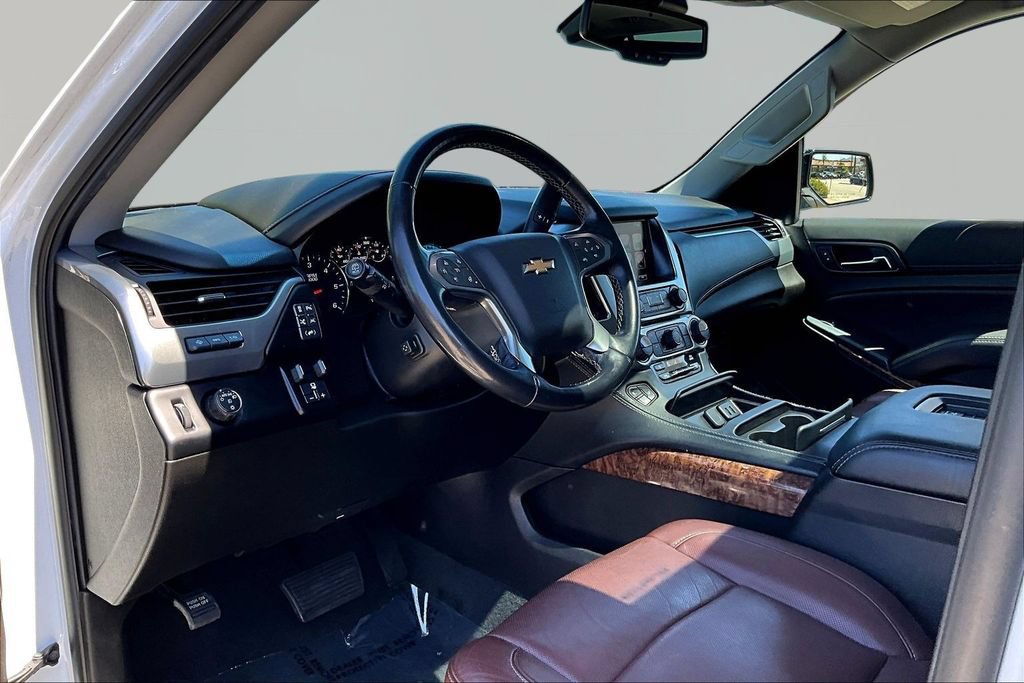 Used 2019 Chevrolet Tahoe Premier w/ Premier Plus Edition RWD image 18