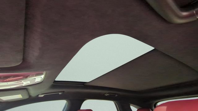 Used 2022 Genesis GV70 3.5T Sport w/ Sport Advanced Package AWD/4WD image 16