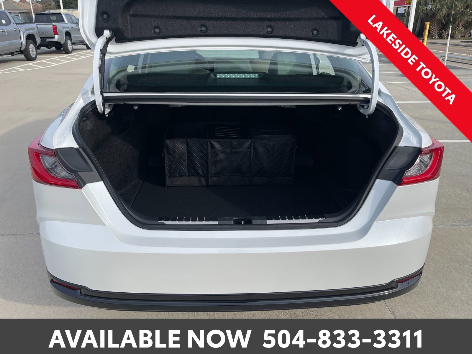 Used 2025 Toyota Camry XLE image 14