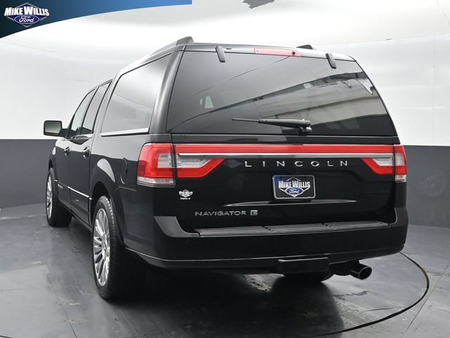 Used 2017 Lincoln Navigator L Reserve AWD/4WD image 5