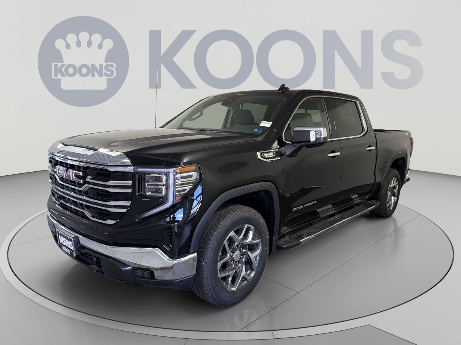 New 2026 GMC Sierra 1500 SLT w/ SLT Premium Package AWD/4WD image 1